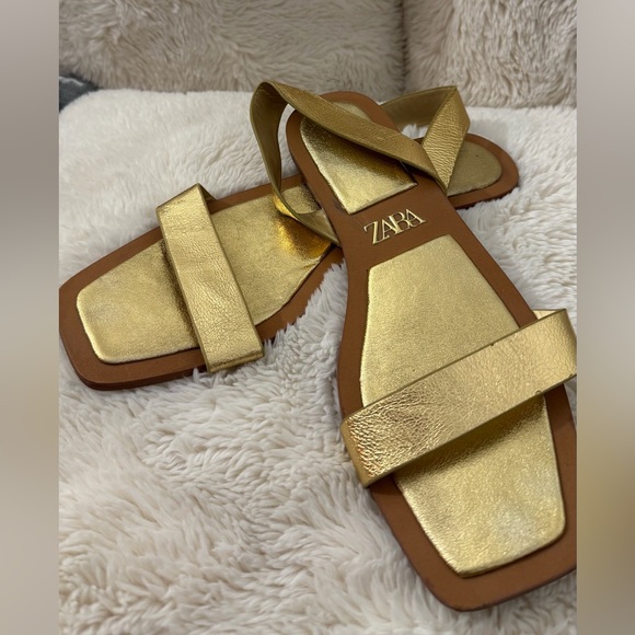 Zara Metallic Gold Sandals - Picture 1 of 6